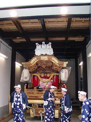 鴫野西地車小屋新調